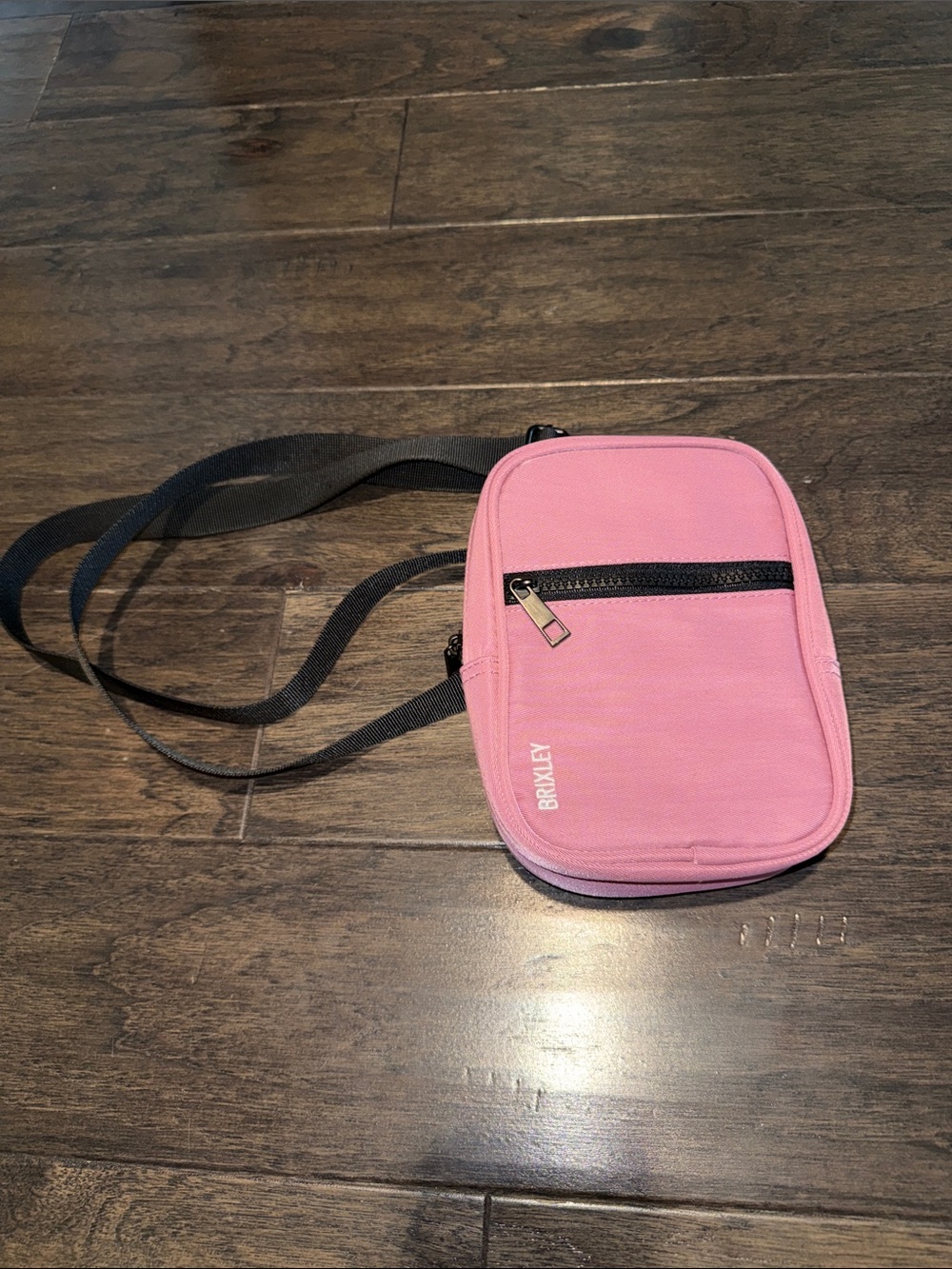 Brixley rose Pink Crossbody Pouch bag Purse like new condition